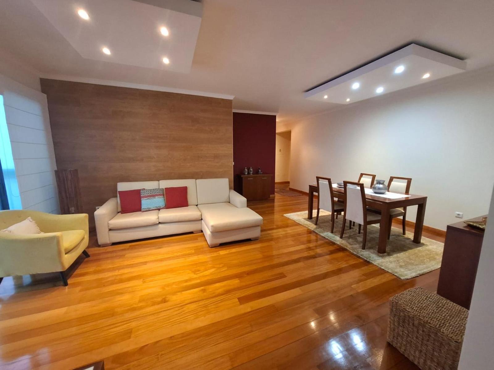 Cozy And Bright Apartment Machico  Exterior photo